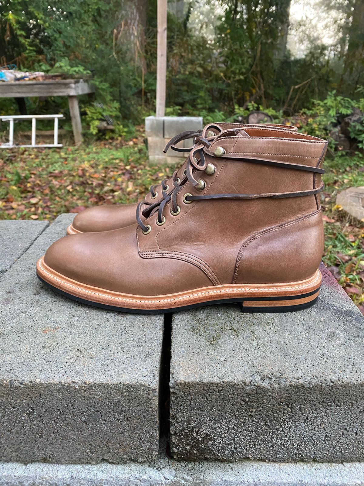 Photo by Esteban on November 1, 2022 of the Grant Stone Diesel Boot in Horween Natural Chromexcel.