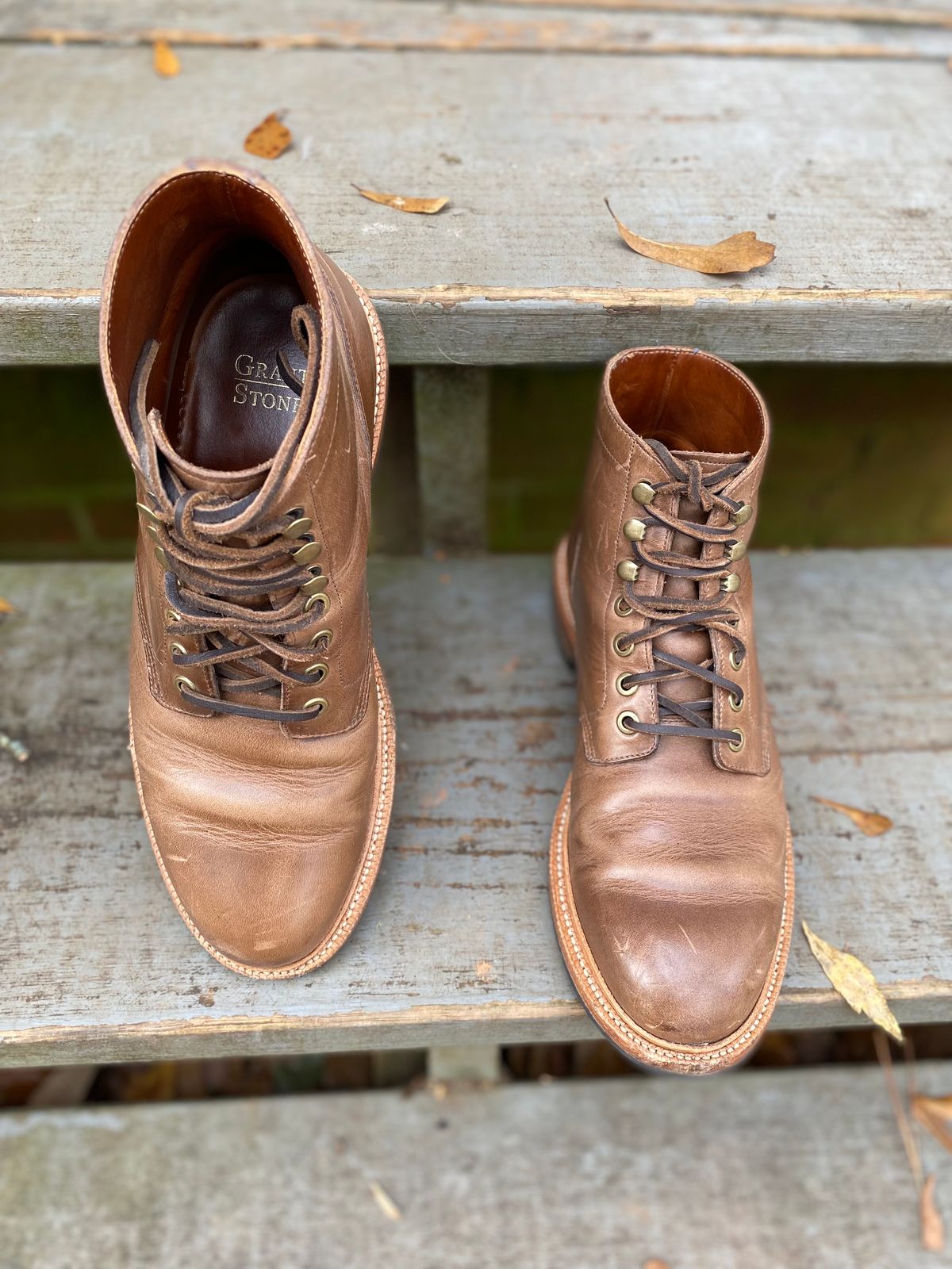 Photo by Esteban on December 3, 2022 of the Grant Stone Diesel Boot in Horween Natural Chromexcel.