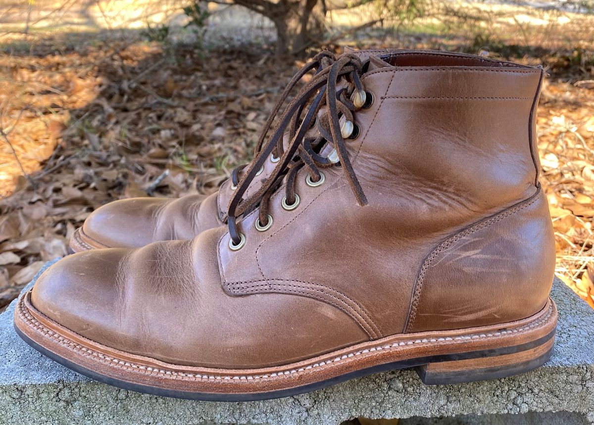 Photo by Esteban on February 4, 2023 of the Grant Stone Diesel Boot in Horween Natural Chromexcel.