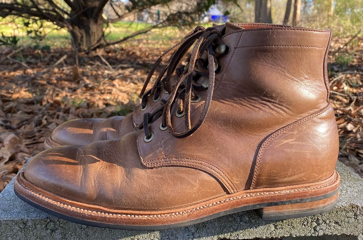 Photo by Esteban on March 5, 2023 of the Grant Stone Diesel Boot in Horween Natural Chromexcel.