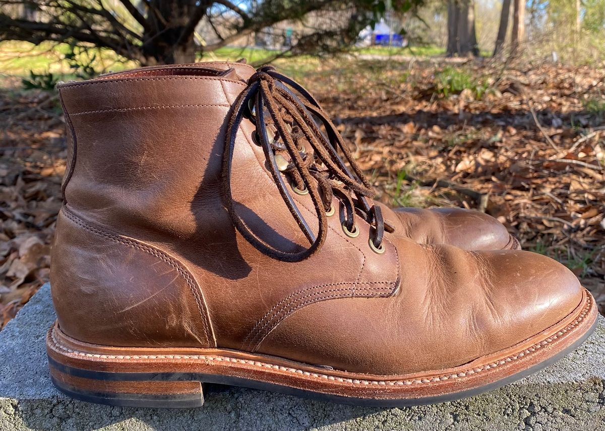 Photo by Esteban on March 5, 2023 of the Grant Stone Diesel Boot in Horween Natural Chromexcel.