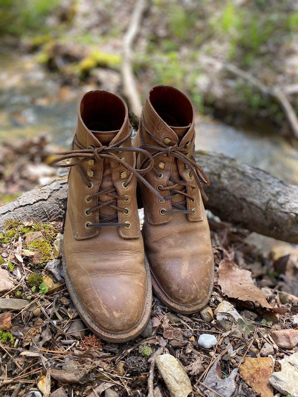 Photo by Esteban on April 4, 2023 of the Grant Stone Diesel Boot in Horween Natural Chromexcel.