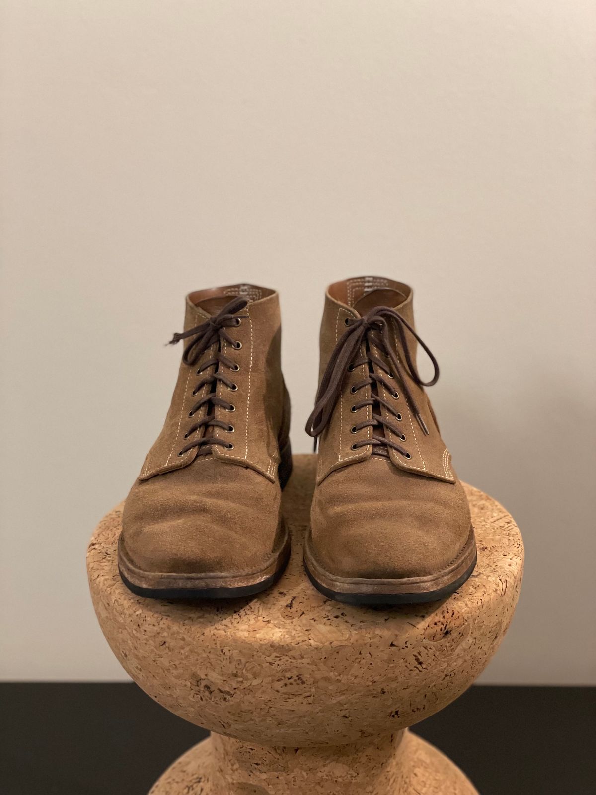 Photo by aitta on January 5, 2024 of the Aitta Handmade Boondockers in Horween Natural Chromexcel Roughout.