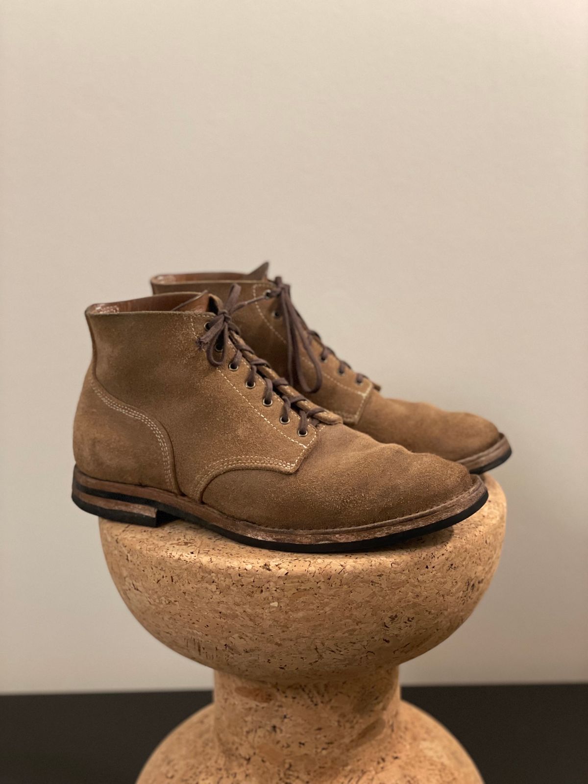 Photo by aitta on January 5, 2024 of the Aitta Handmade Boondockers in Horween Natural Chromexcel Roughout.
