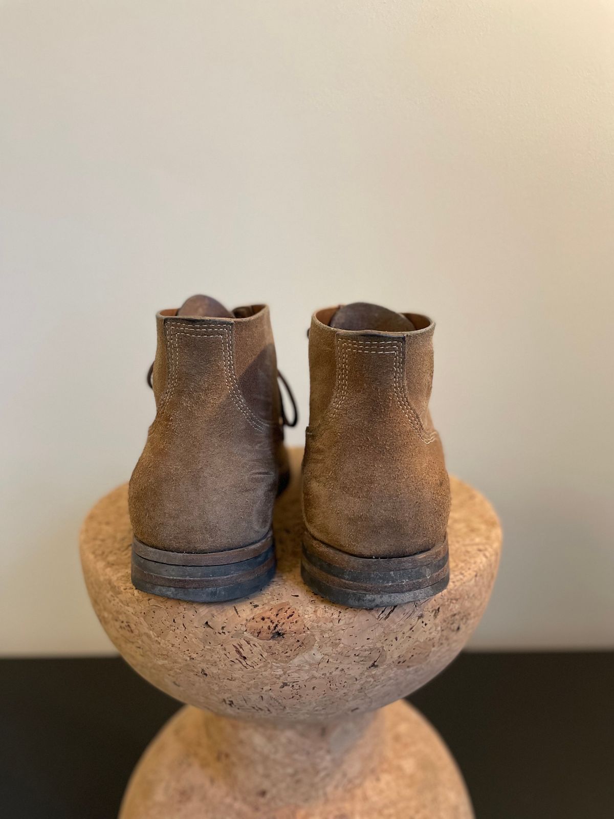 Photo by aitta on February 5, 2024 of the Aitta Handmade Boondockers in Horween Natural Chromexcel Roughout.