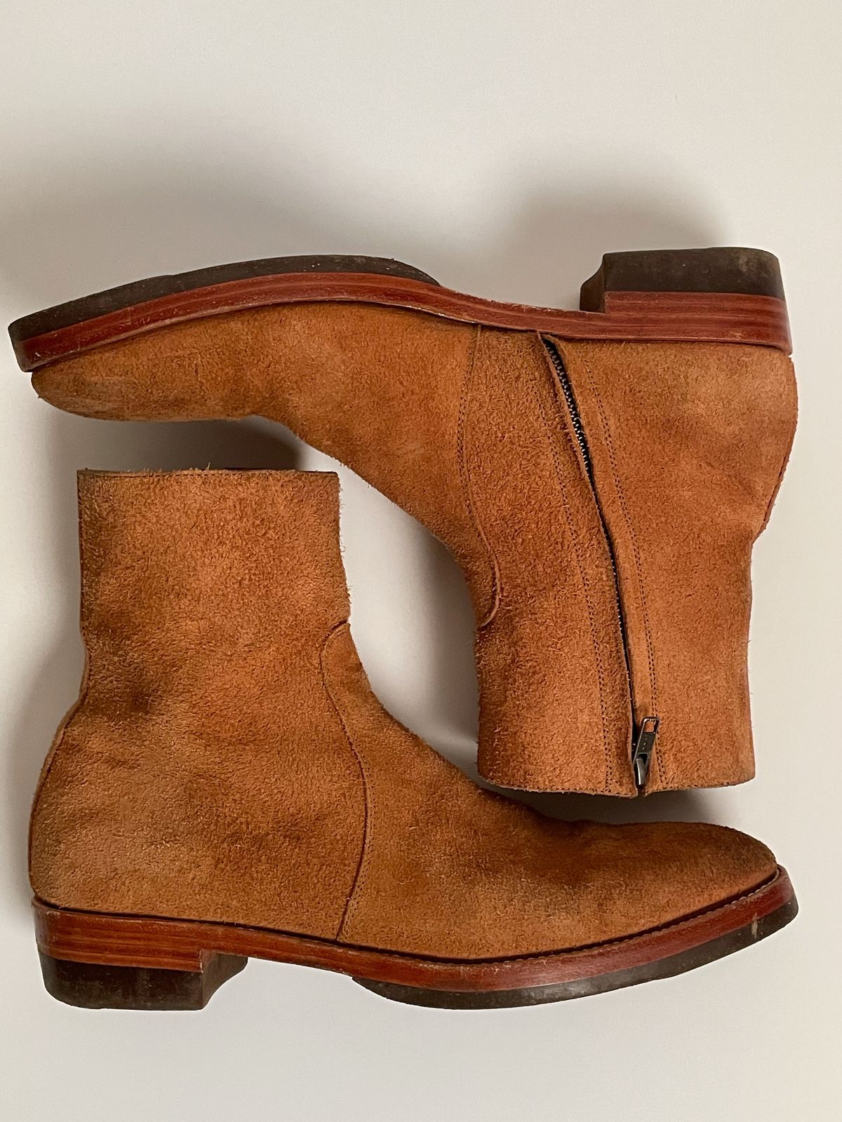 Photo by heathenist on November 4, 2023 of the Briselblack The Stride Side Zip Boots in Badalassi Carlo Cognac Minerva.