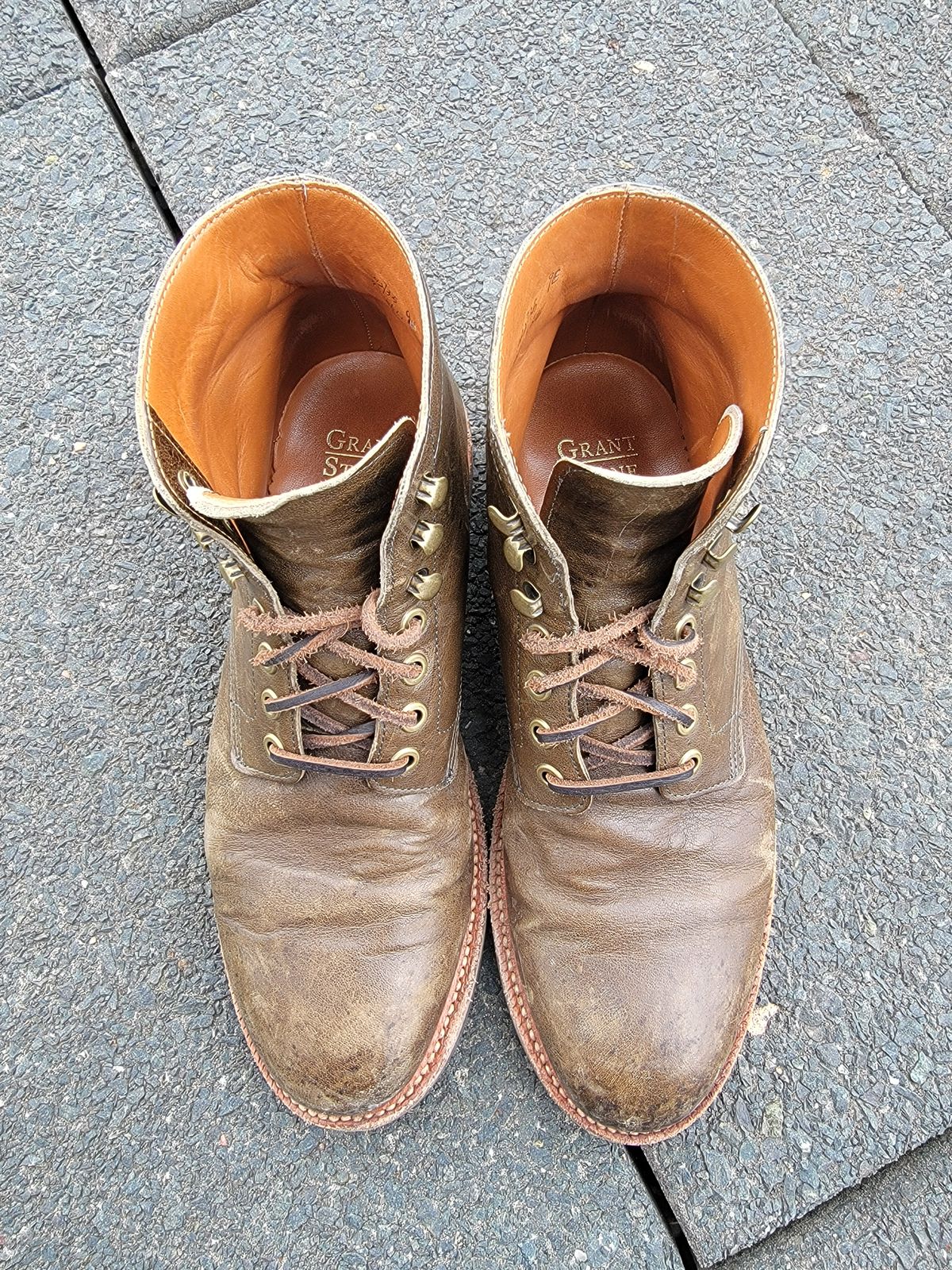 Photo by anonymouz on February 5, 2024 of the Grant Stone Diesel Boot in Incas Jungle Kangaroo.