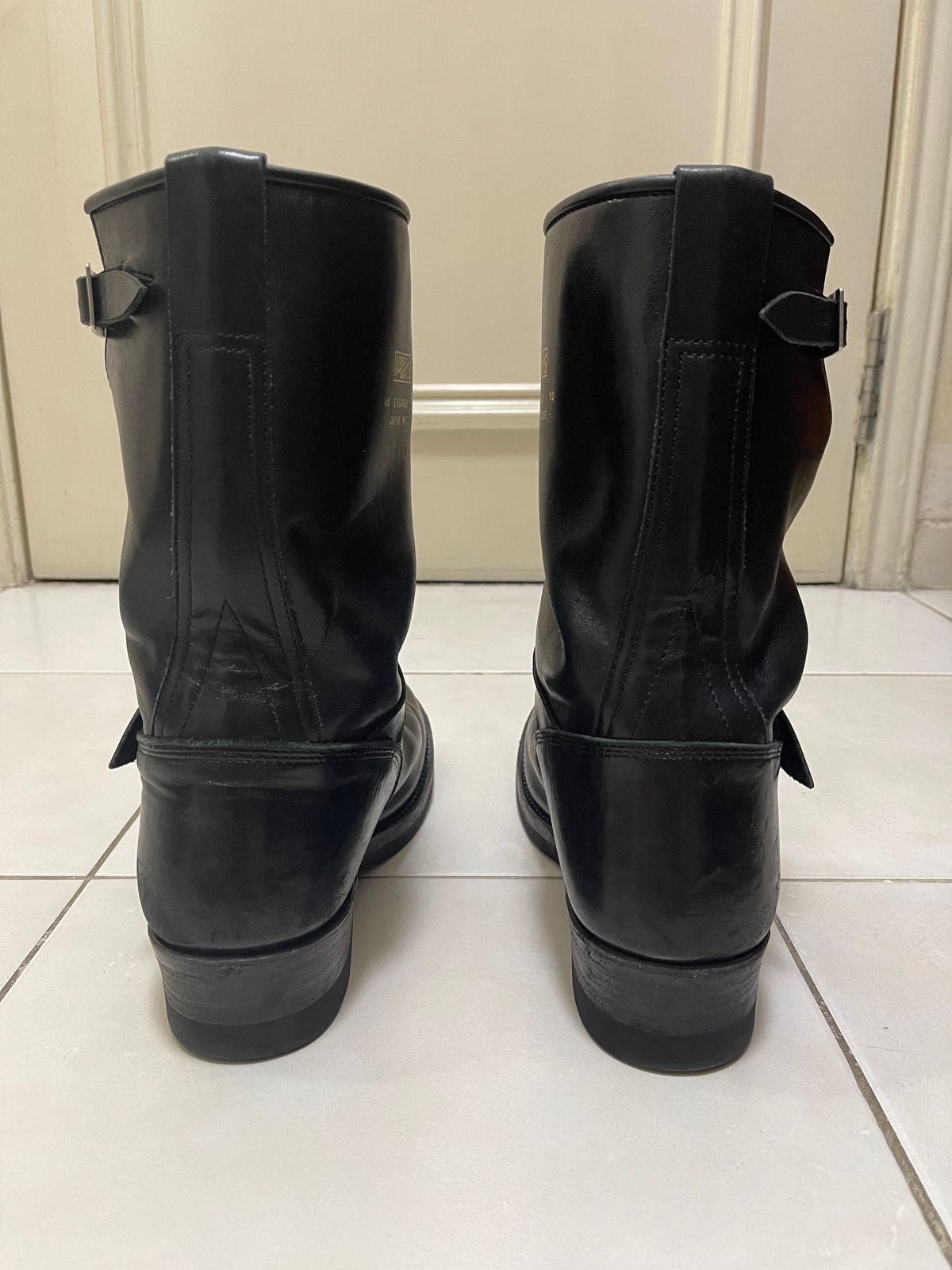 Photo by TY on February 2, 2024 of the Addict Boots AB-01 Engineer Boots in Black Dye-Finished Horsehide.