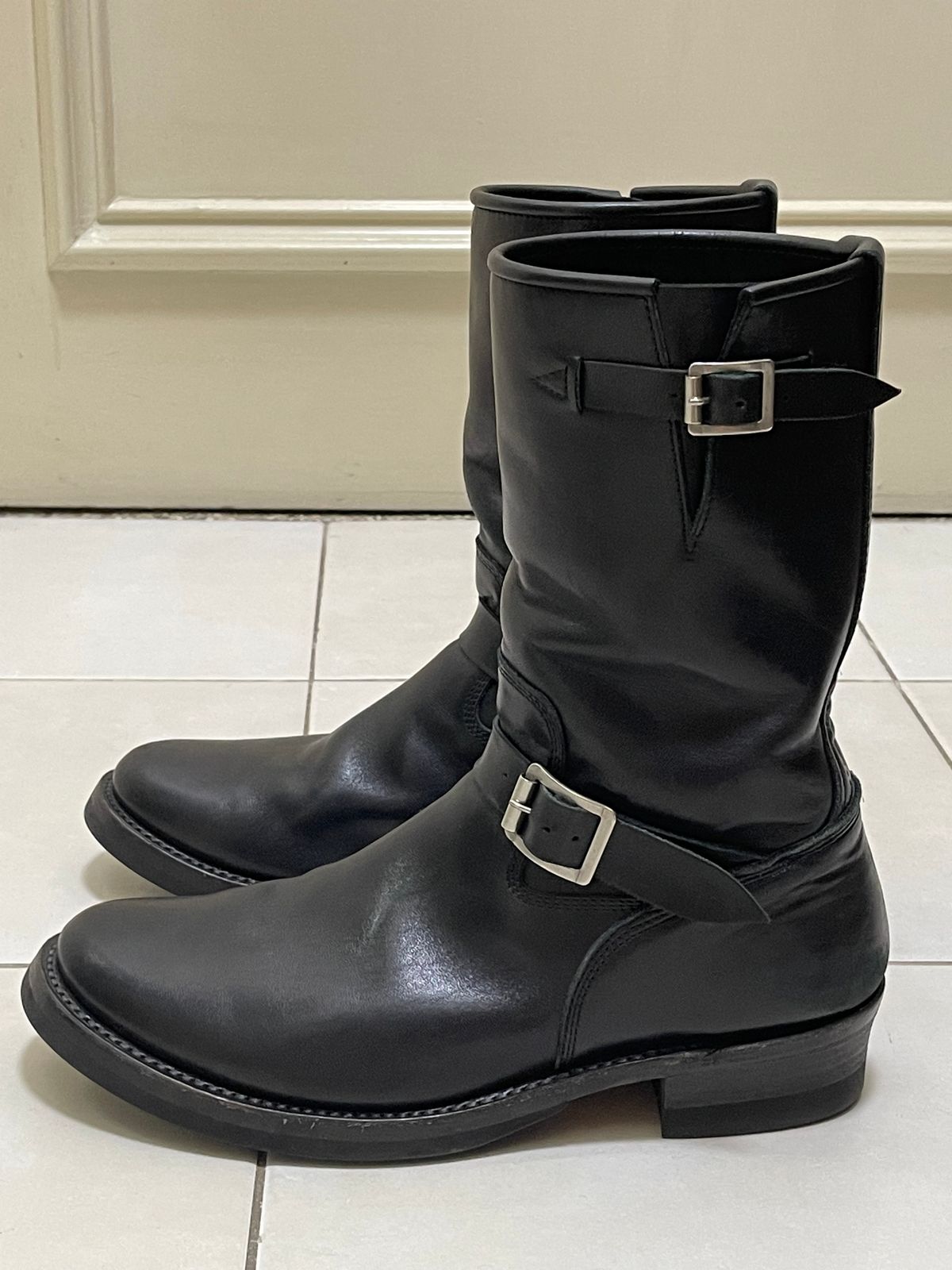 Photo by TY on March 2, 2024 of the Addict Boots AB-01 Engineer Boots in Black Dye-Finished Horsehide.