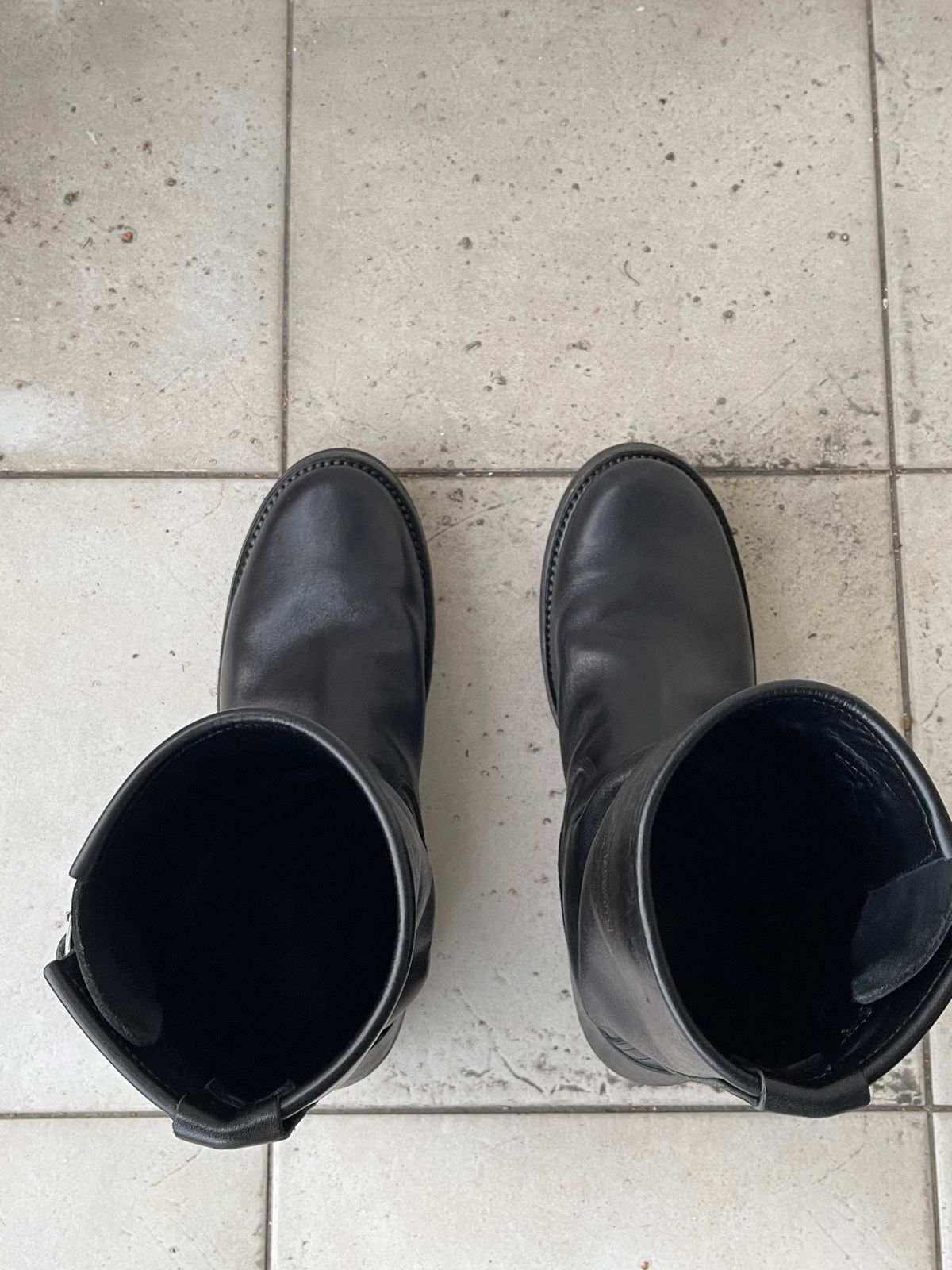 Photo by TY on April 1, 2024 of the Addict Boots AB-01 Engineer Boots in Black Dye-Finished Horsehide.