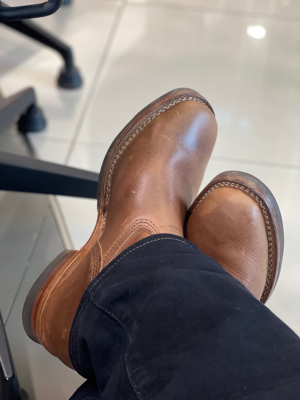 Photo by TY on November 21, 2023 of the Wesco Mister Lou in Horween Natural Chromexcel.