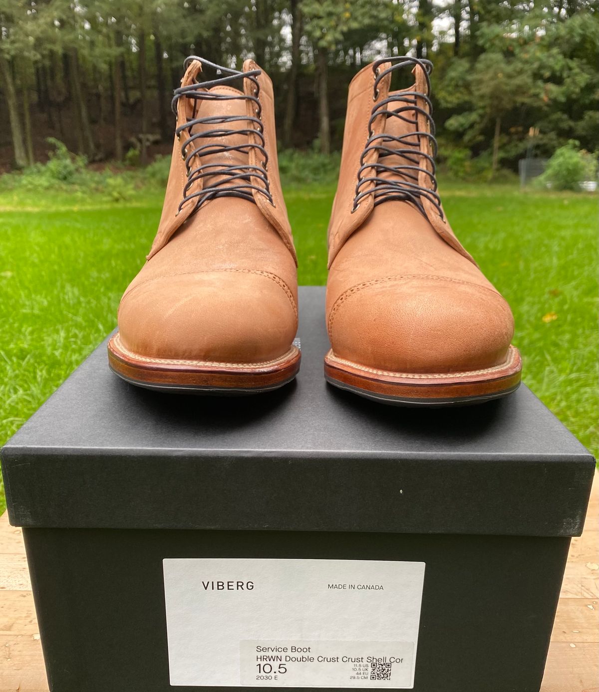 Photo by AgEcho on October 1, 2023 of the Viberg Service Boot BCT in Horween Natural Crust Double Cordovan.
