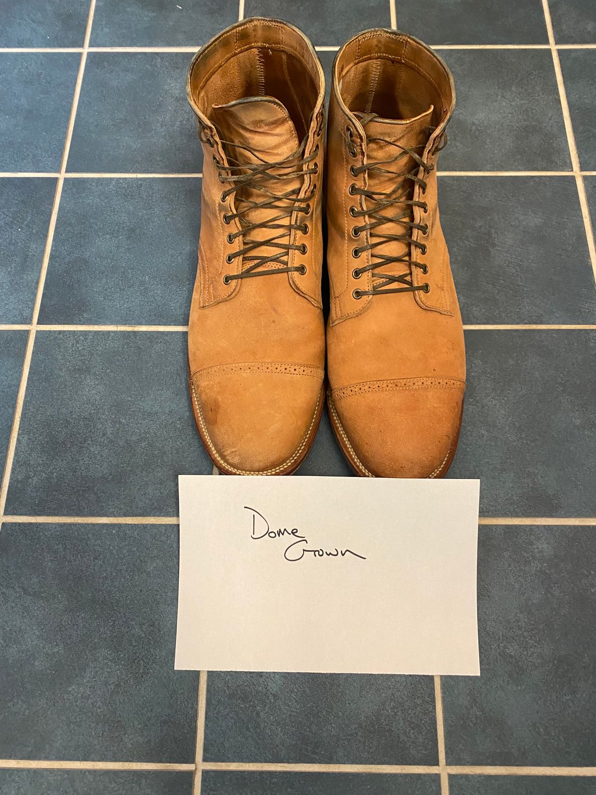 Photo by AgEcho on November 1, 2023 of the Viberg Service Boot BCT in Horween Natural Crust Double Cordovan.