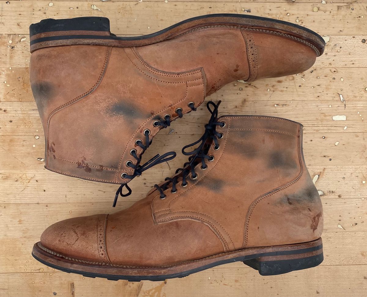 Photo by AgEcho on February 1, 2024 of the Viberg Service Boot BCT in Horween Natural Crust Double Cordovan.