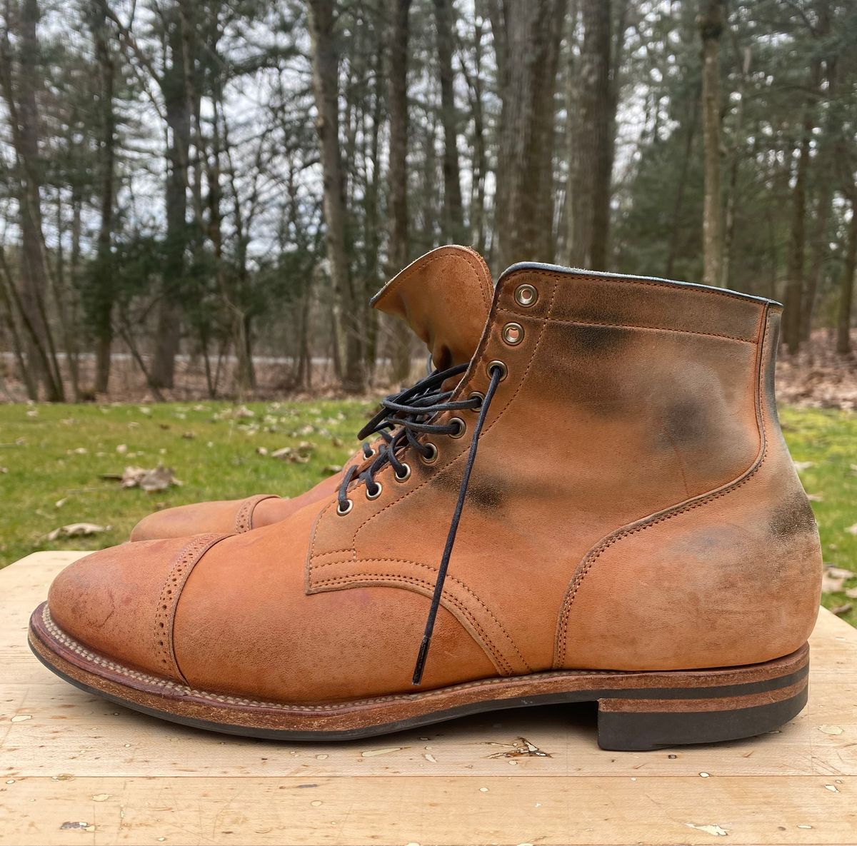 Photo by AgEcho on April 2, 2024 of the Viberg Service Boot BCT in Horween Natural Crust Double Cordovan.