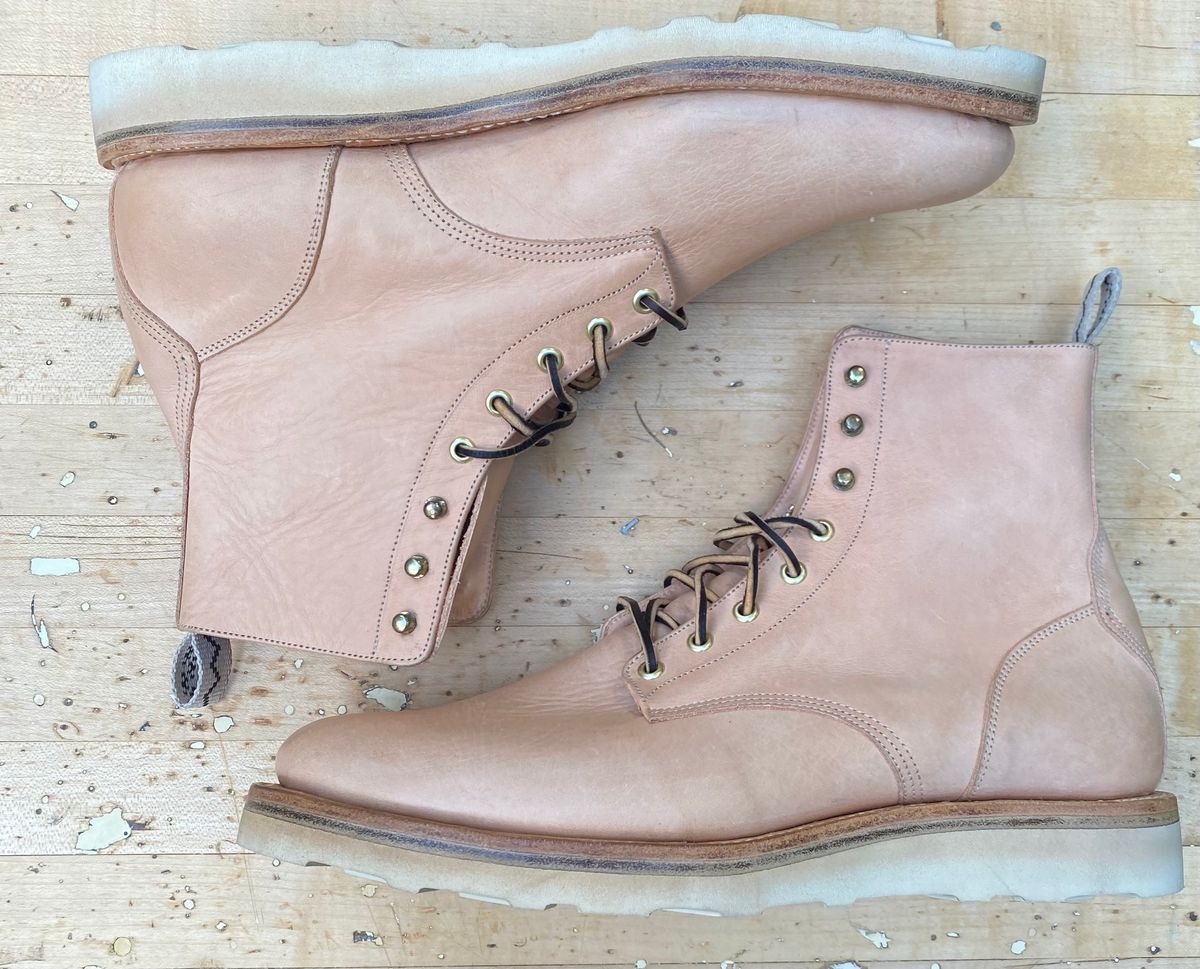 Photo by AgEcho on October 1, 2024 of the Unmarked DB Hunter in Oiled Natural Veg Tan.