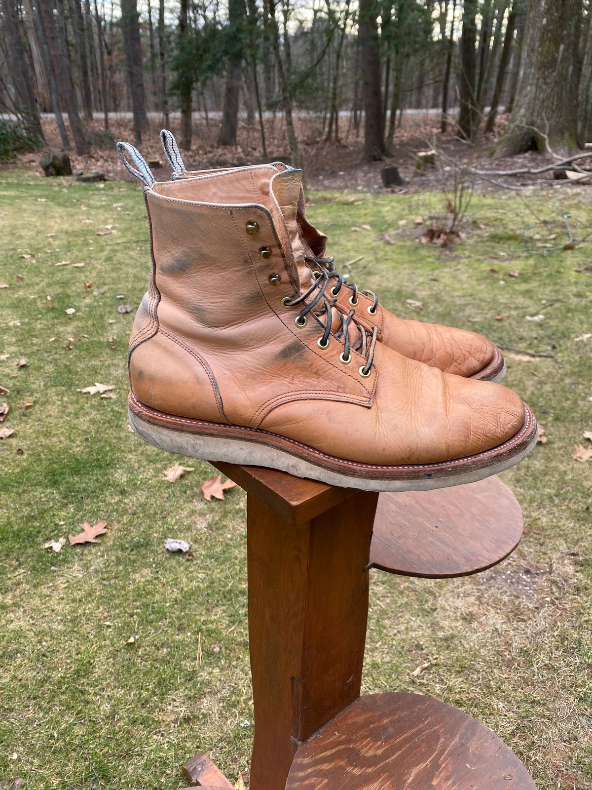 Photo by AgEcho on January 5, 2025 of the Unmarked DB Hunter in Oiled Natural Veg Tan.