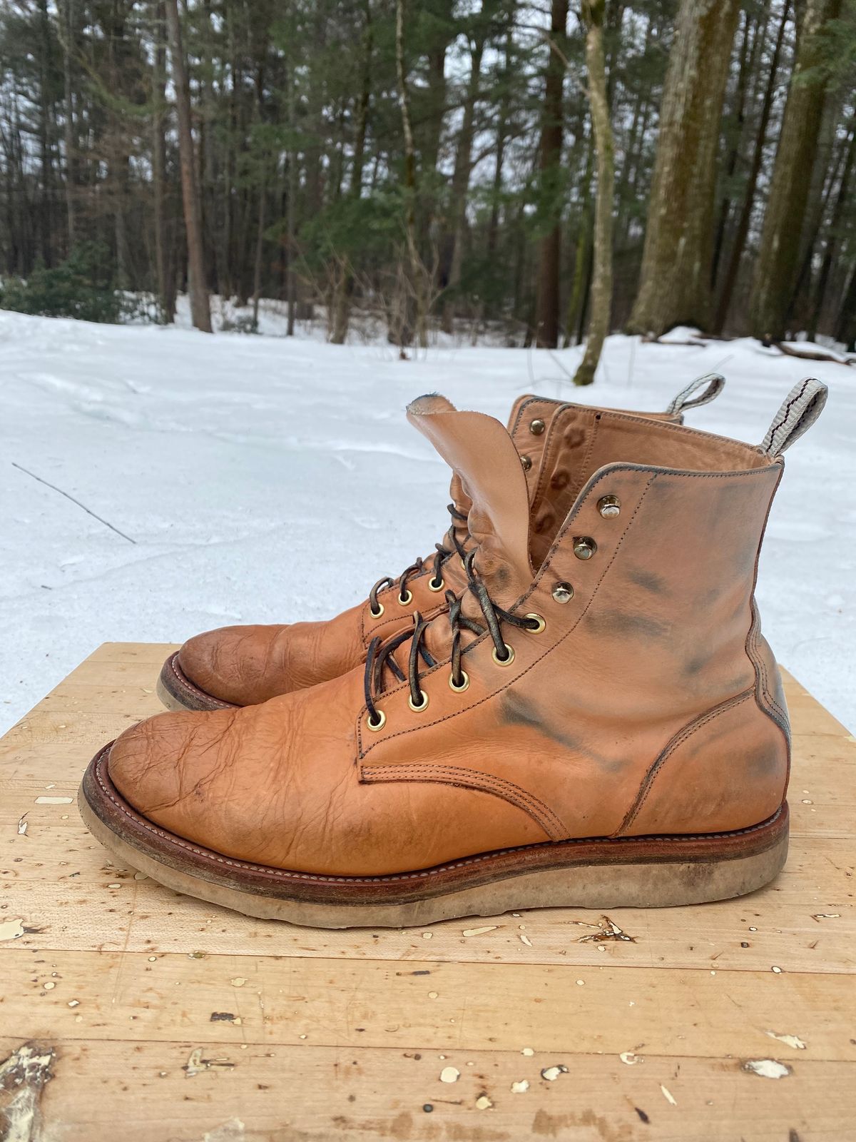 Photo by AgEcho on March 5, 2025 of the Unmarked DB Hunter in Oiled Natural Veg Tan.