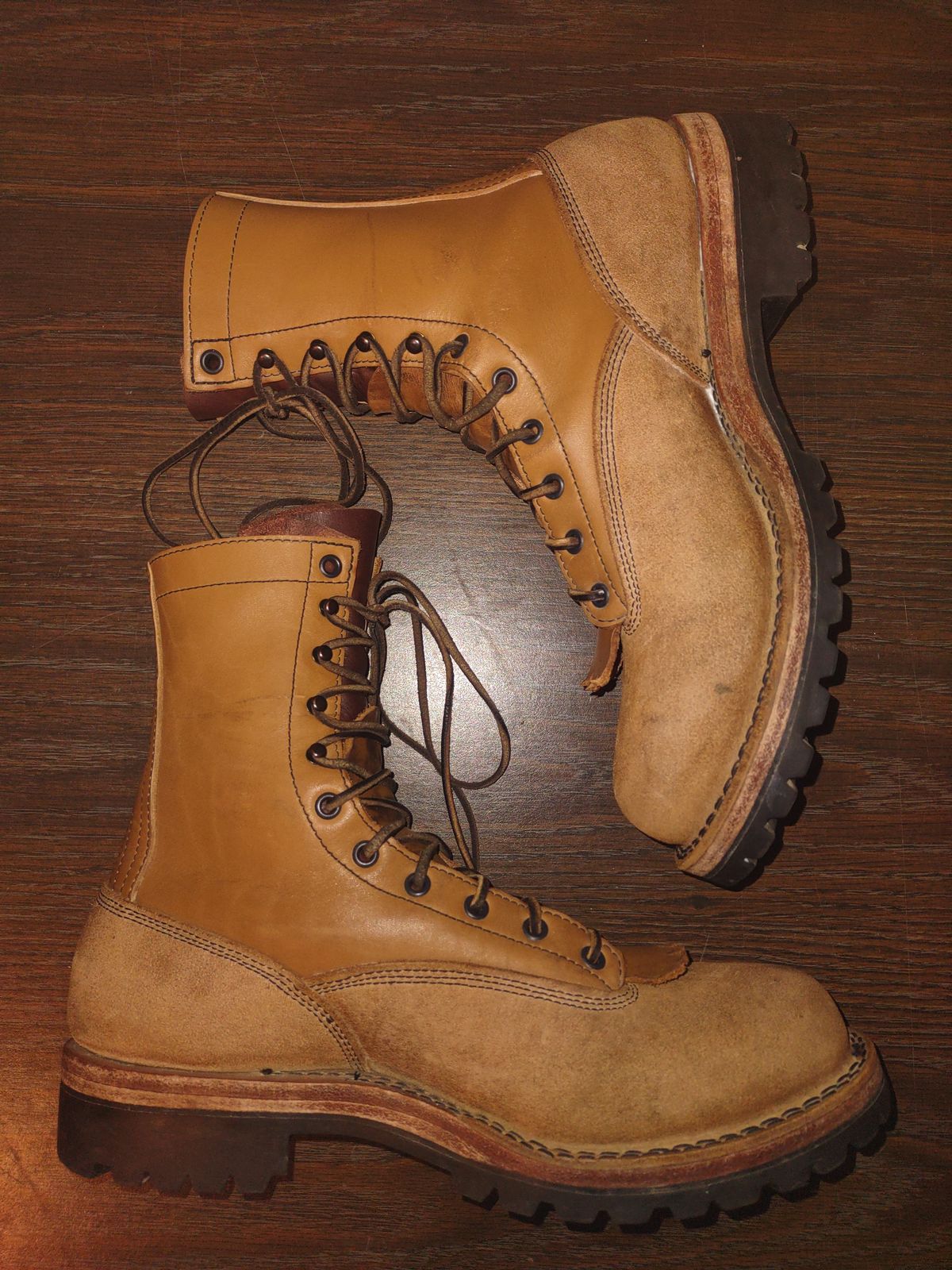 Photo by grwulff on January 12, 2025 of the Frank's Boots Ground Pounder in Seidel Tan Teton.