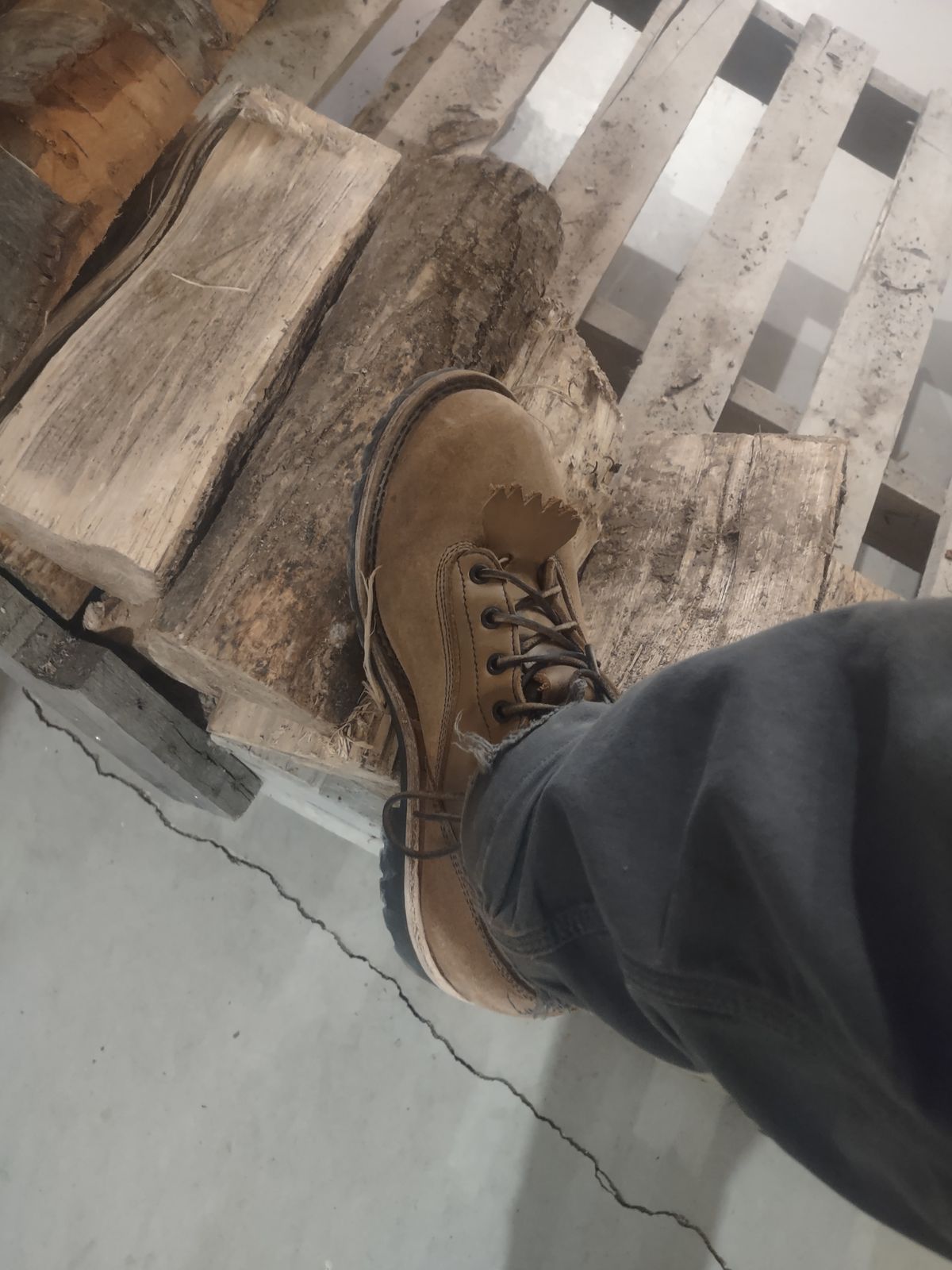 Photo by grwulff on March 6, 2025 of the Frank's Boots Ground Pounder in Seidel Tan Teton.
