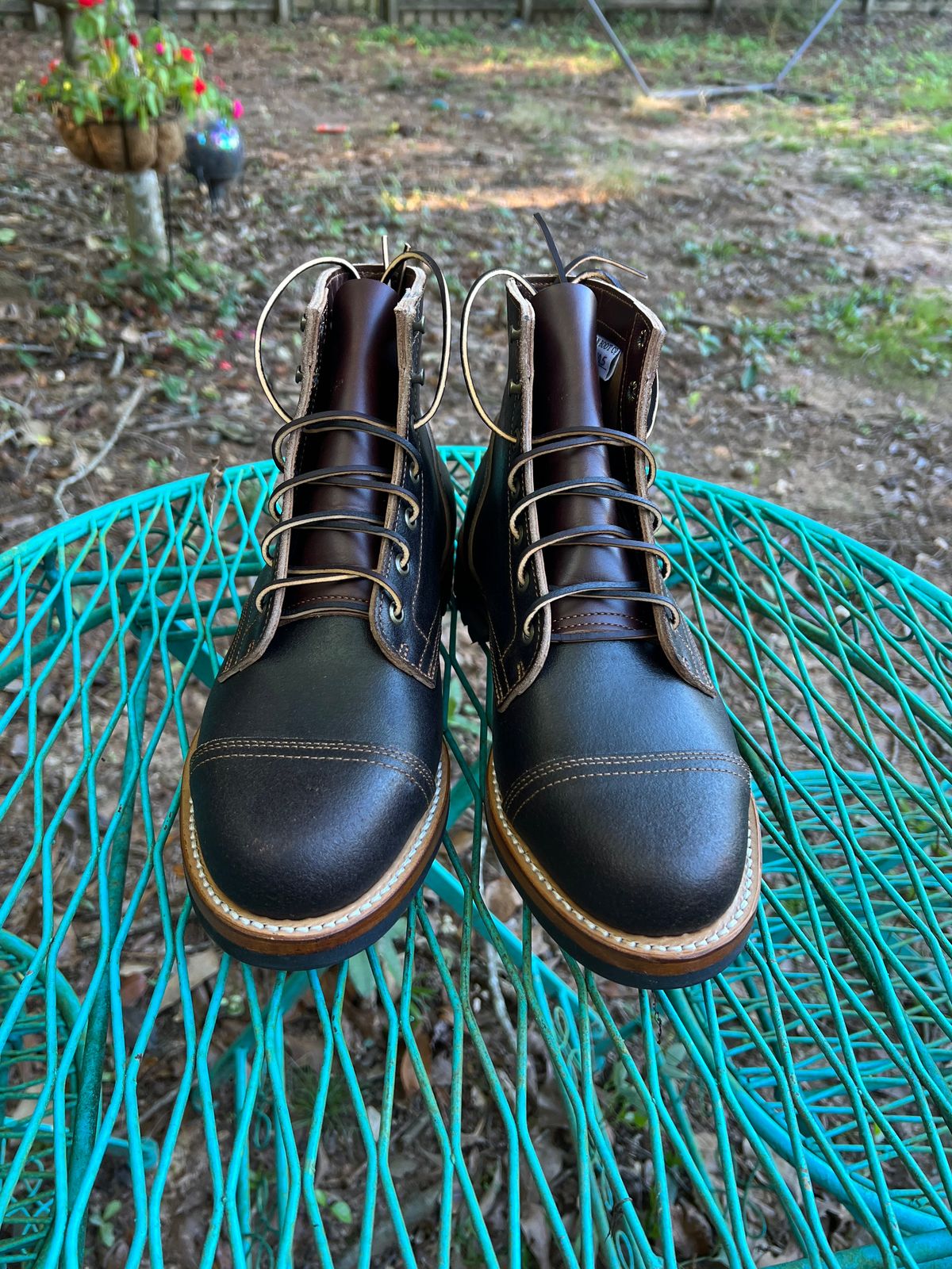 Photo by Saculj92 on October 1, 2023 of the Truman Service Boot in Horween Java Waxed Flesh.