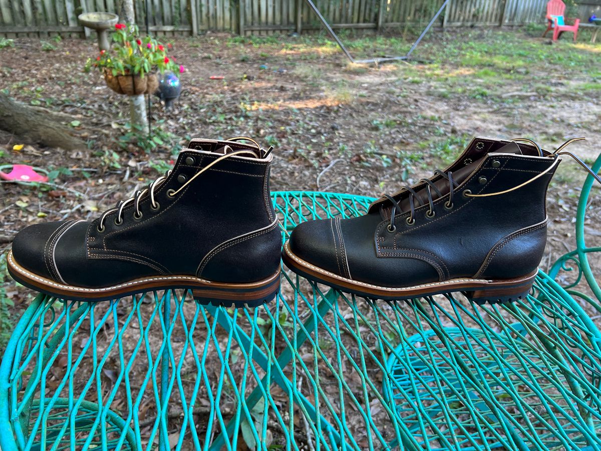 Photo by Saculj92 on October 1, 2023 of the Truman Service Boot in Horween Java Waxed Flesh.