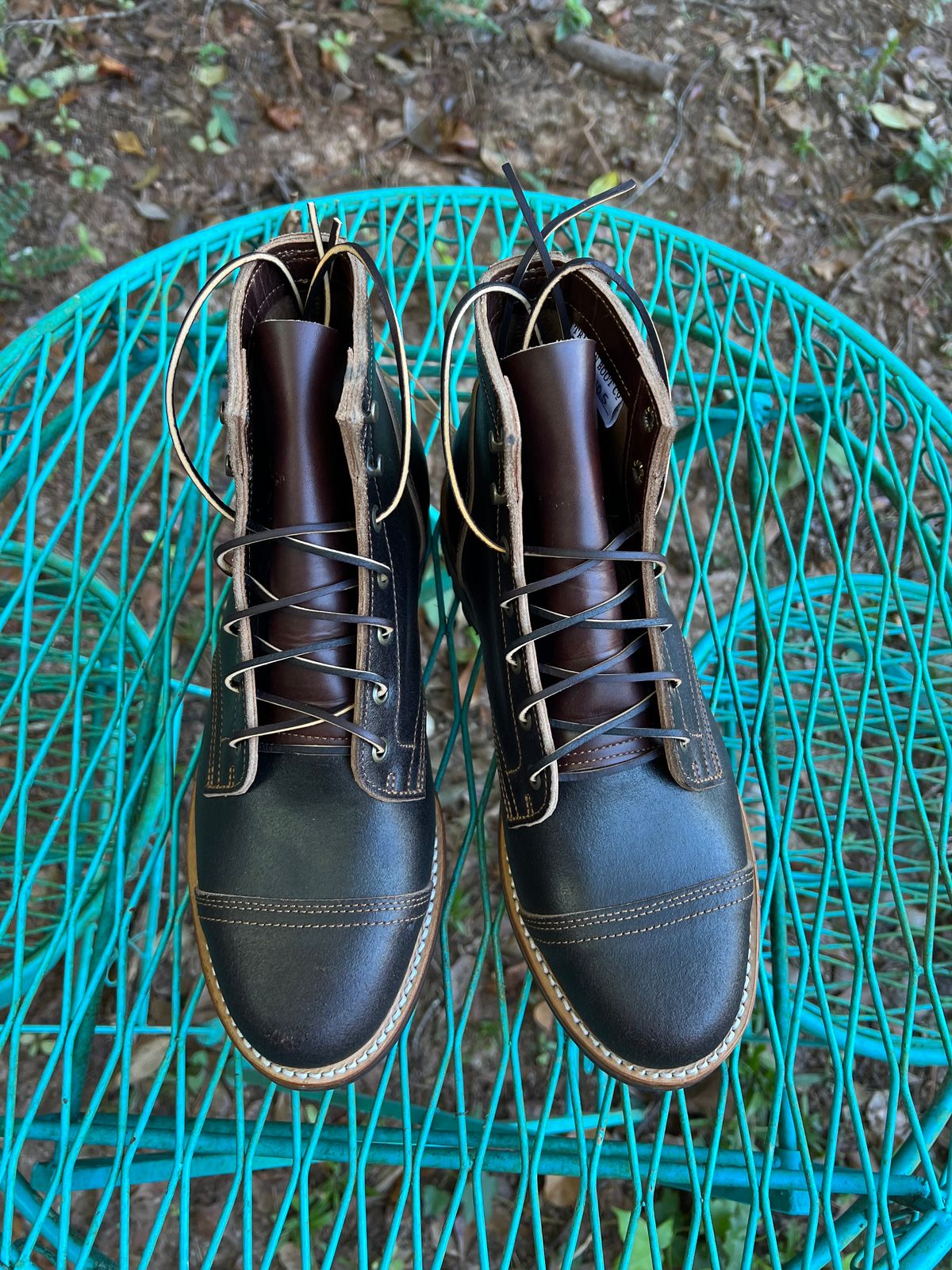 Photo by Saculj92 on October 1, 2023 of the Truman Service Boot in Horween Java Waxed Flesh.