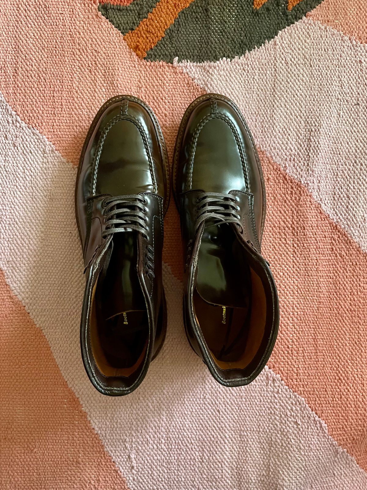 Photo by yallgotbibergs on October 2, 2022 of the Alden Tanker Boot in Horween Cigar Shell Cordovan.