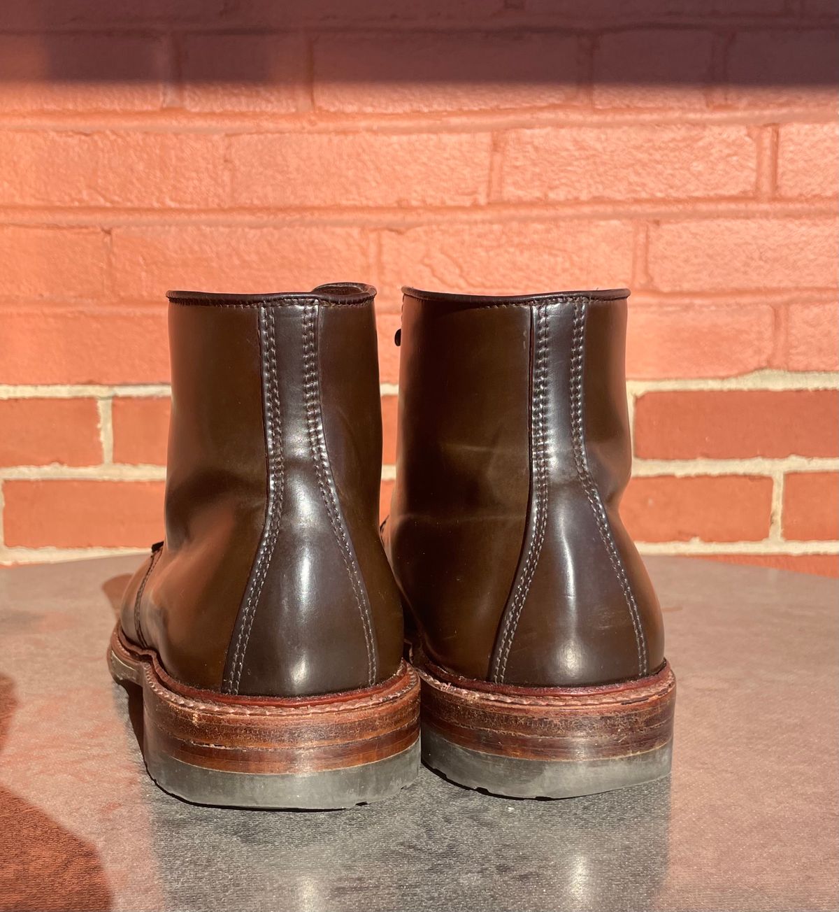 Photo by yallgotbibergs on January 1, 2023 of the Alden Tanker Boot in Horween Cigar Shell Cordovan.