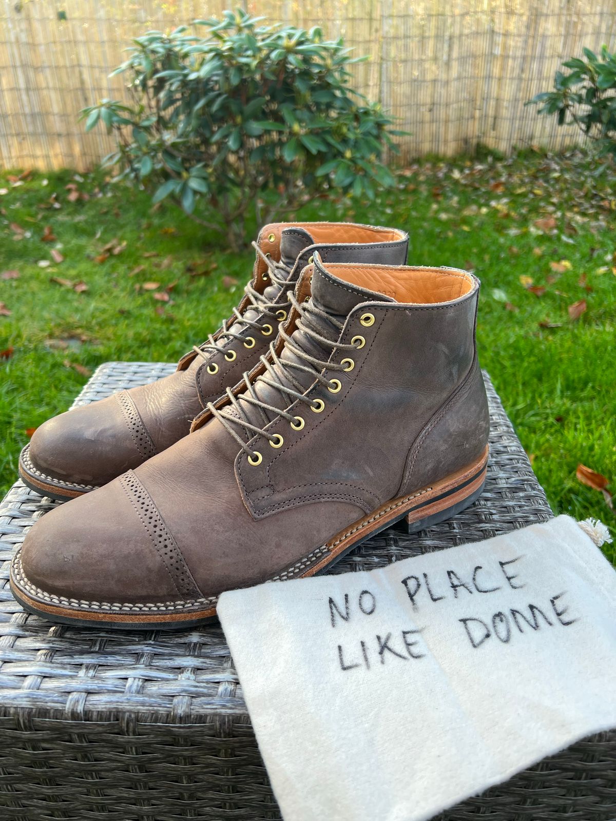Photo by Marcel_K on November 2, 2022 of the Viberg Service Boot BCT in Maryam 1071 Port Vitello Calf Nubuck.