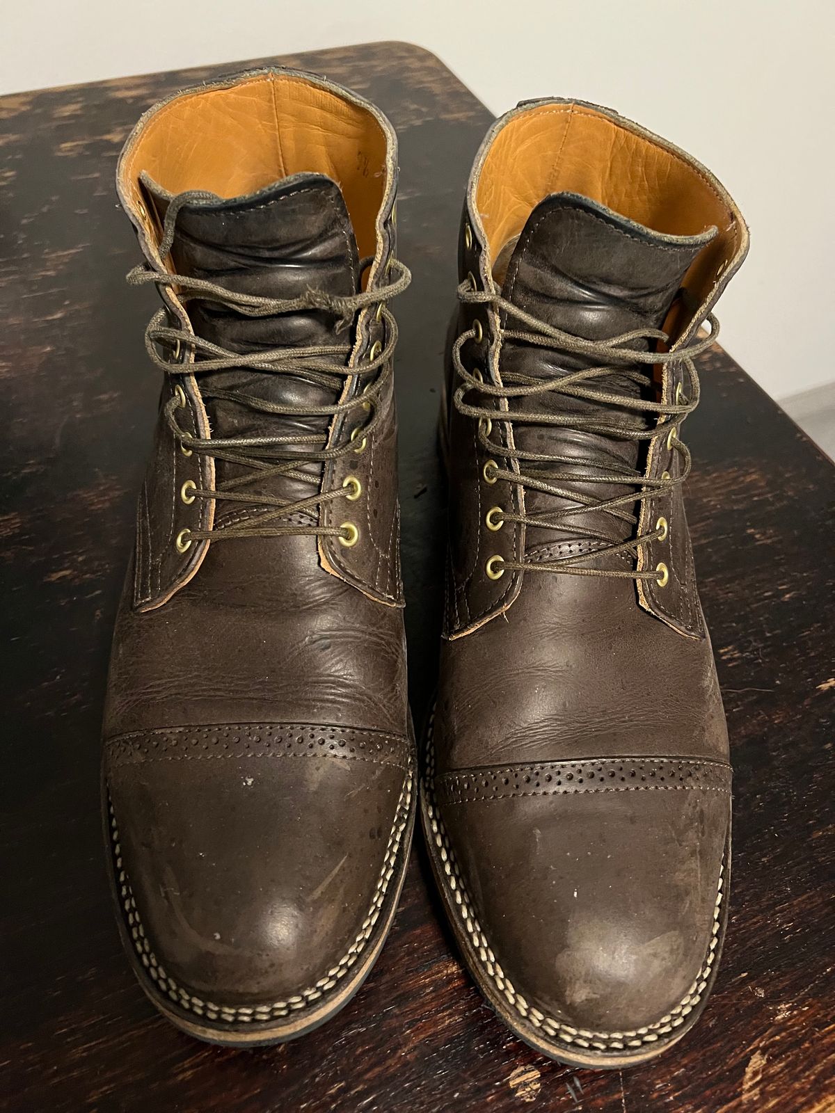 Photo by Marcel_K on February 3, 2023 of the Viberg Service Boot BCT in Maryam 1071 Port Vitello Calf Nubuck.