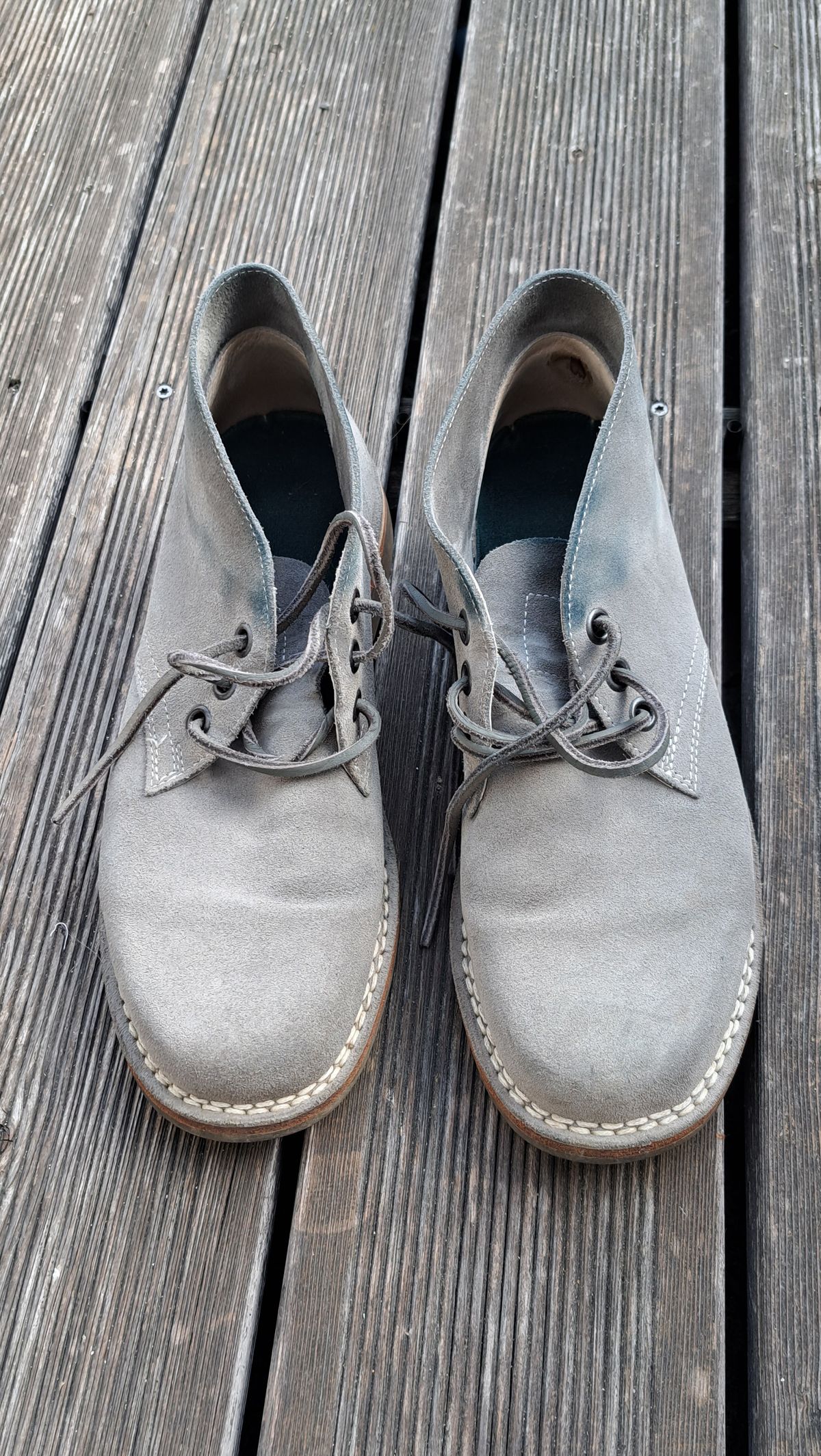 Photo by aun on February 24, 2023 of the Alpschuh Unknown Model in Grey Suede.