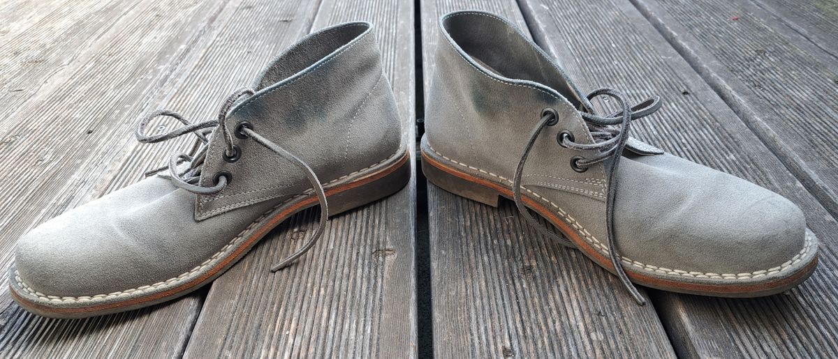 Photo by aun on February 24, 2023 of the Alpschuh Unknown Model in Grey Suede.