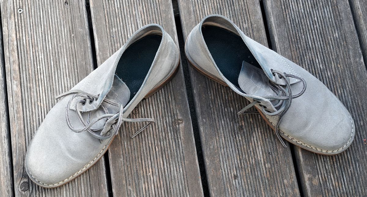 Photo by aun on February 24, 2023 of the Alpschuh Unknown Model in Grey Suede.