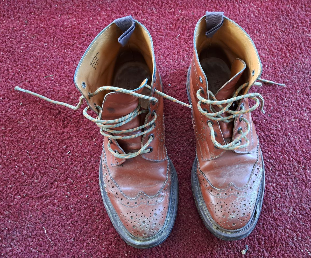 Photo by aun on January 2, 2023 of the Tricker's Stow Country Boot in Marron Calf.