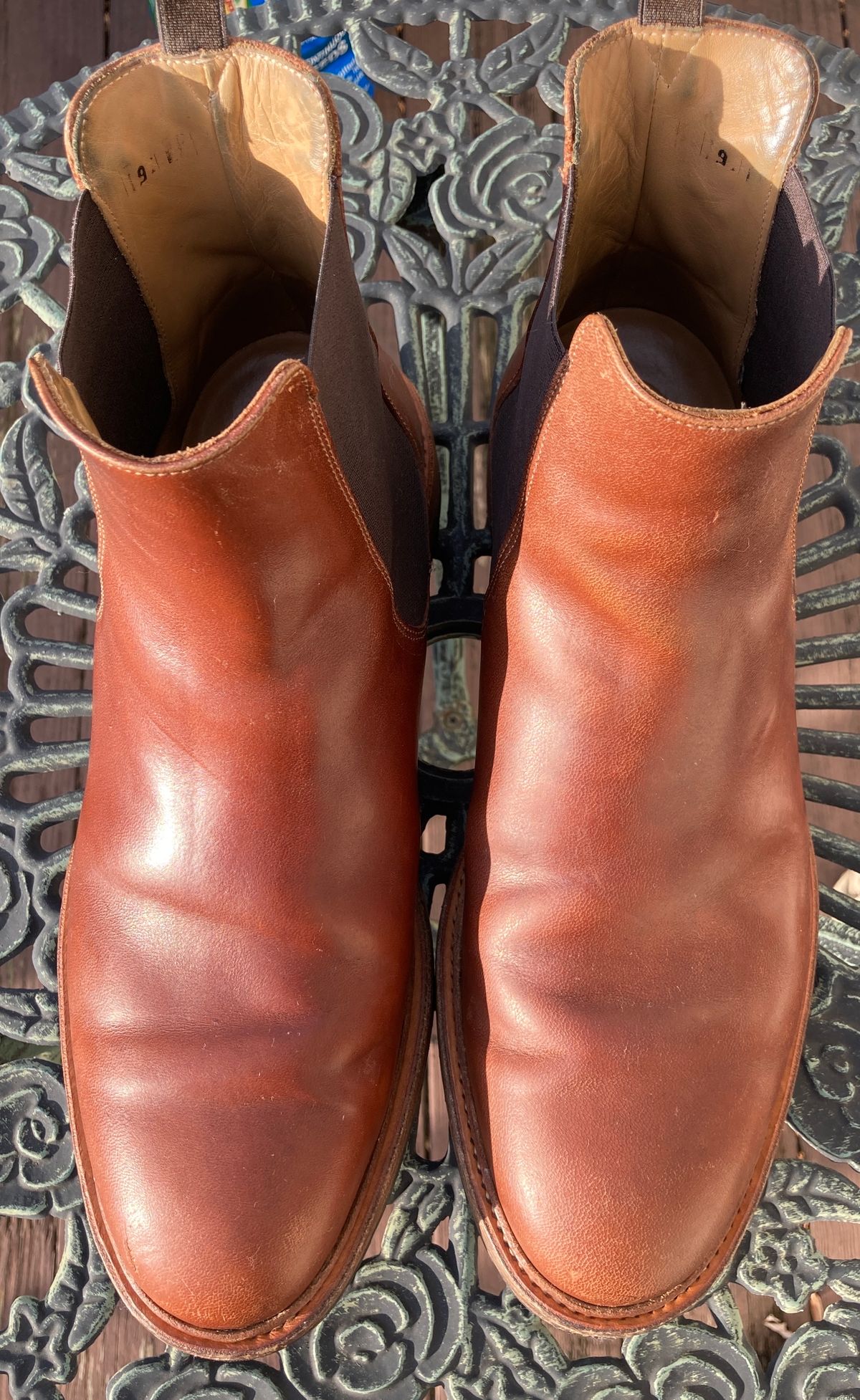 Photo by BearsBeetsBG on December 5, 2023 of the Rider Boot Co. Fritz in Maryam Toscanello Horsebutt.