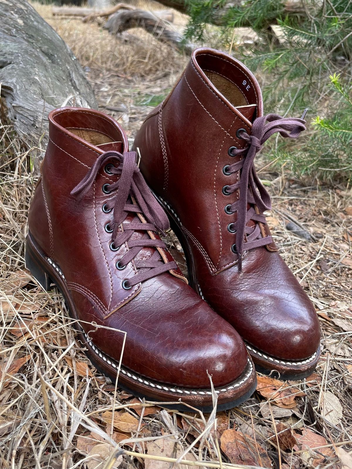 Photo by paoaboot on October 1, 2023 of the John Lofgren Ludlow Boots in Shinki Timber Oiled Horsebutt.