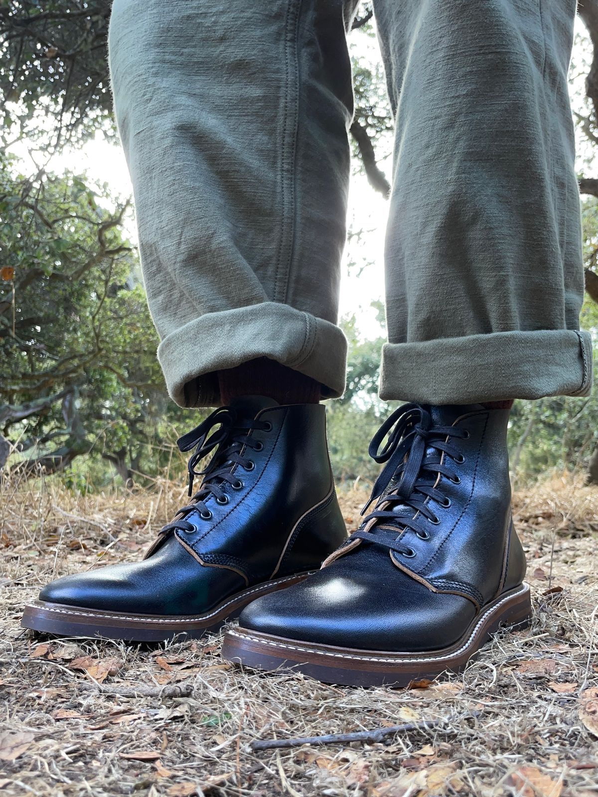 Photo by paoaboot on October 1, 2023 of the John Lofgren M-43 Service Shoes in Shinki Black Teacore Horsebutt.