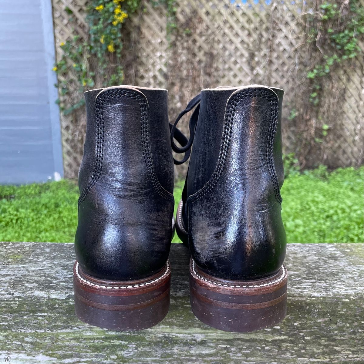 Photo by paoaboot on January 1, 2024 of the John Lofgren M-43 Service Shoes in Shinki Black Teacore Horsebutt.