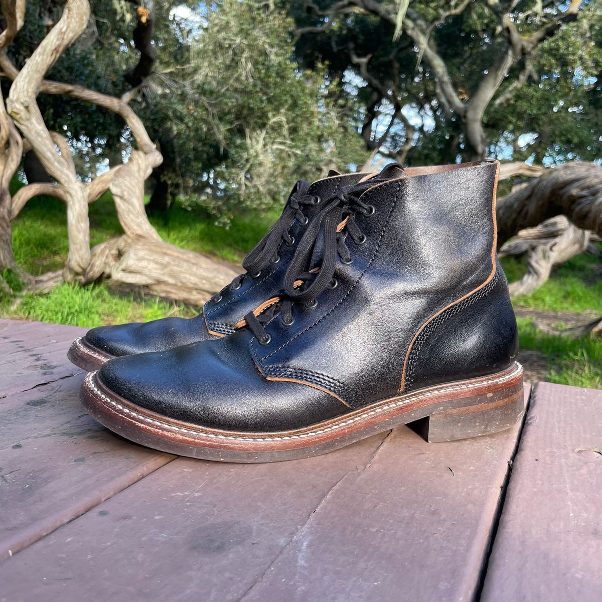 Photo by paoaboot on February 1, 2024 of the John Lofgren M-43 Service Shoes in Shinki Black Teacore Horsebutt.