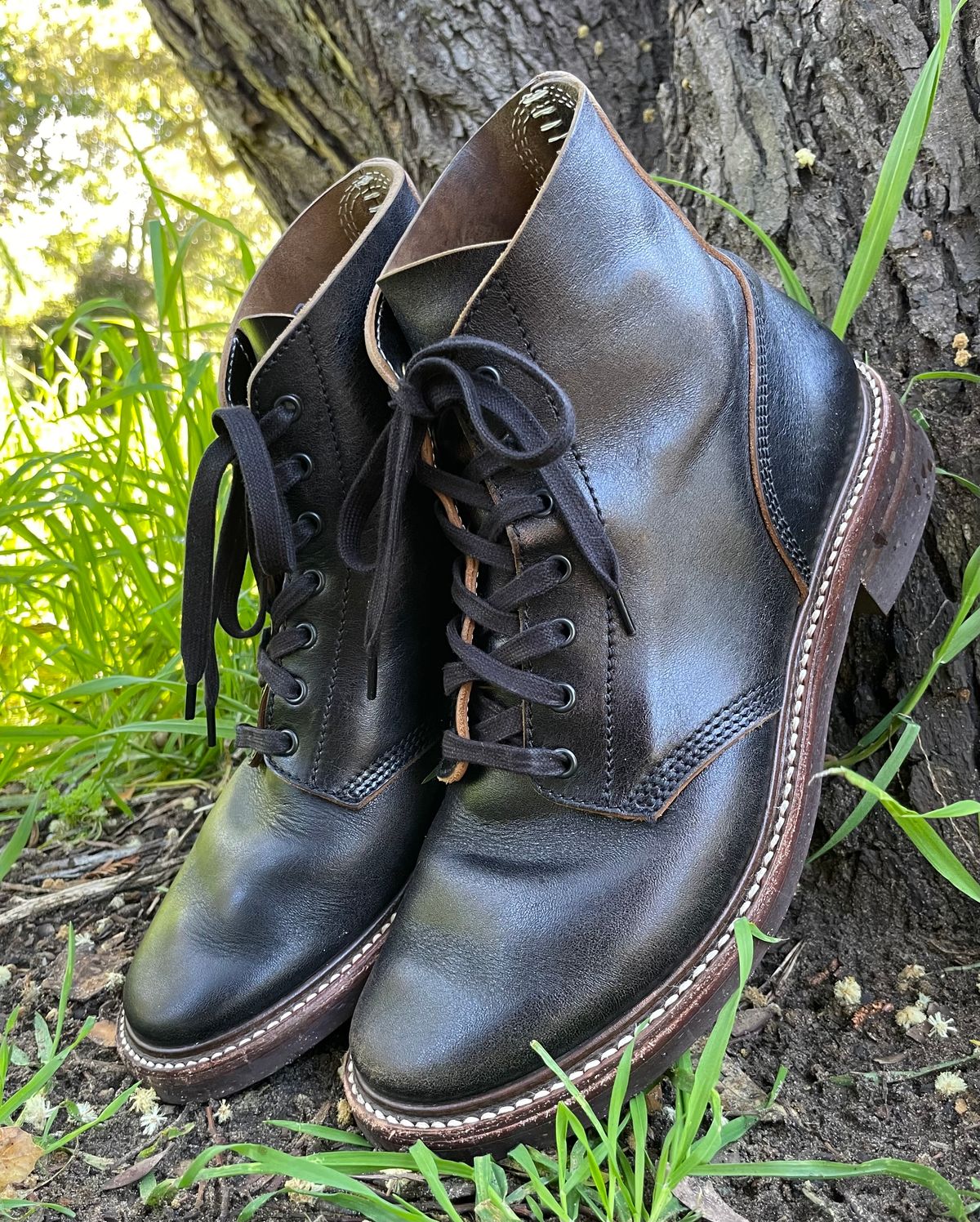 Photo by paoaboot on April 2, 2024 of the John Lofgren M-43 Service Shoes in Shinki Black Teacore Horsebutt.