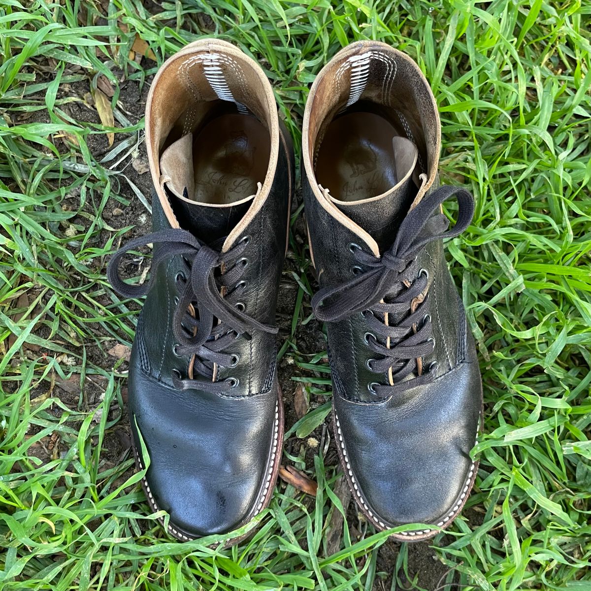 Photo by paoaboot on April 2, 2024 of the John Lofgren M-43 Service Shoes in Shinki Black Teacore Horsebutt.
