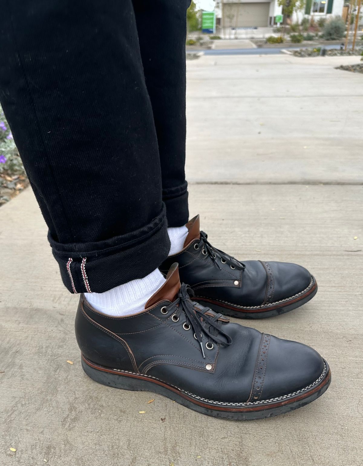 Photo by austinrylees on January 1, 2026 of the New River Boot Quade in Horween Horse Front Strips.
