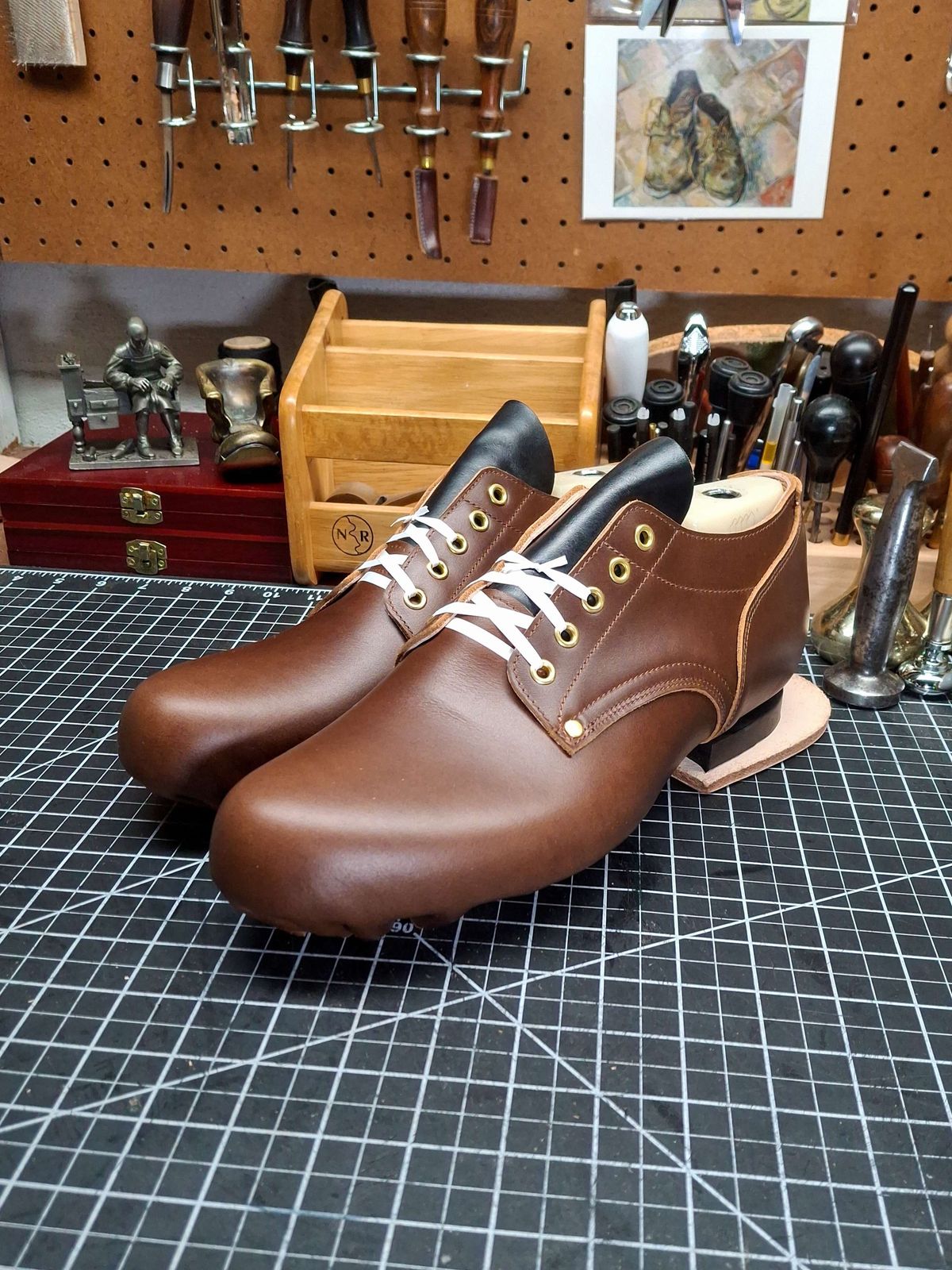Photo by austinrylees on April 23, 2025 of the New River Boot Quade in Horween Toasted Coconut Latigo.