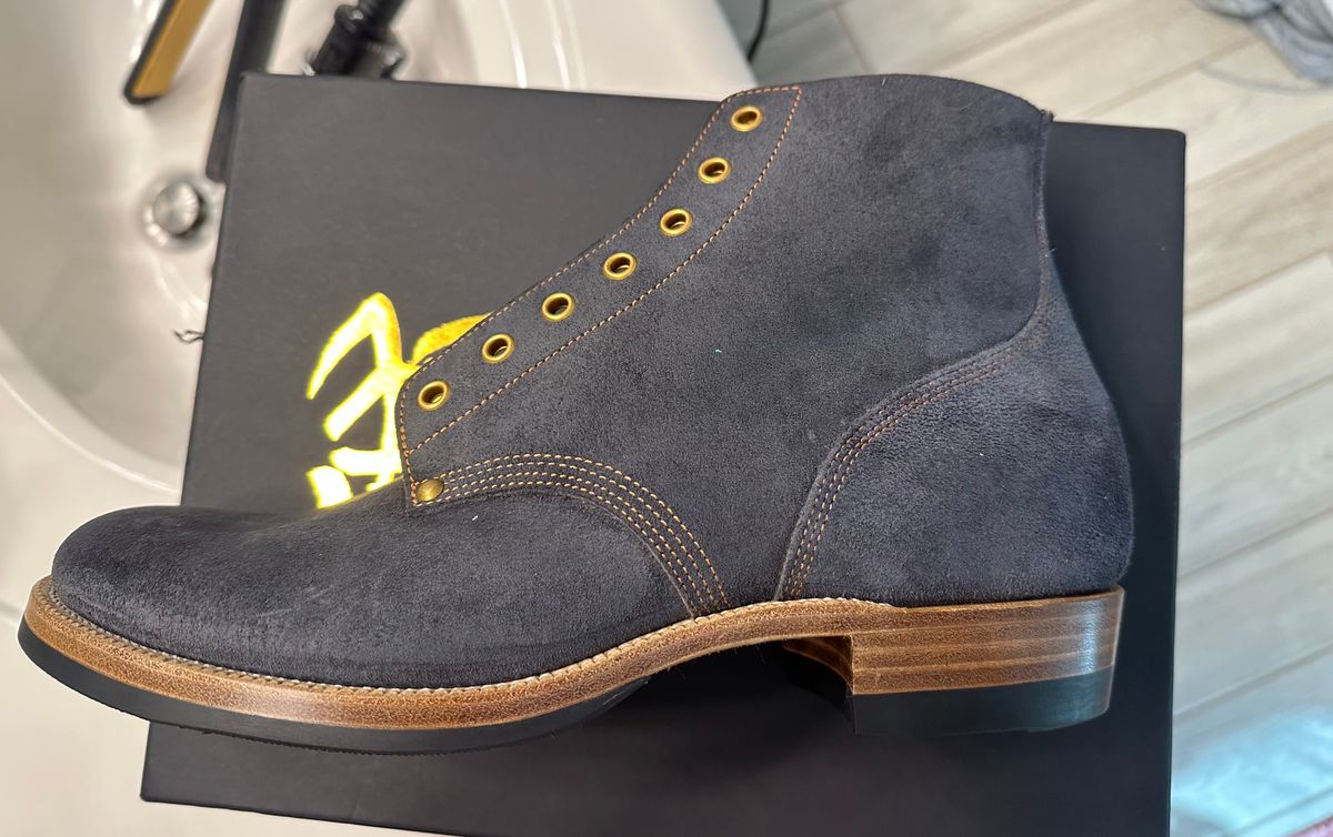 Photo by austinrylees on October 4, 2025 of the Iron Boots The Great Emily in Horween Navy Chamois Roughout.