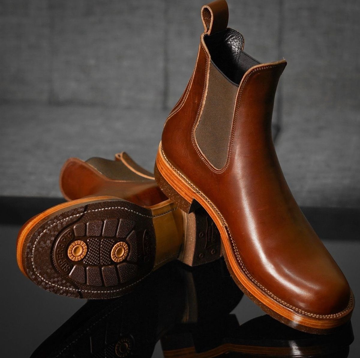 Photo by austinrylees on September 17, 2024 of the Fortis Boots Wholecut Chelsea in Wickett & Craig Medium Brown English Bridle.