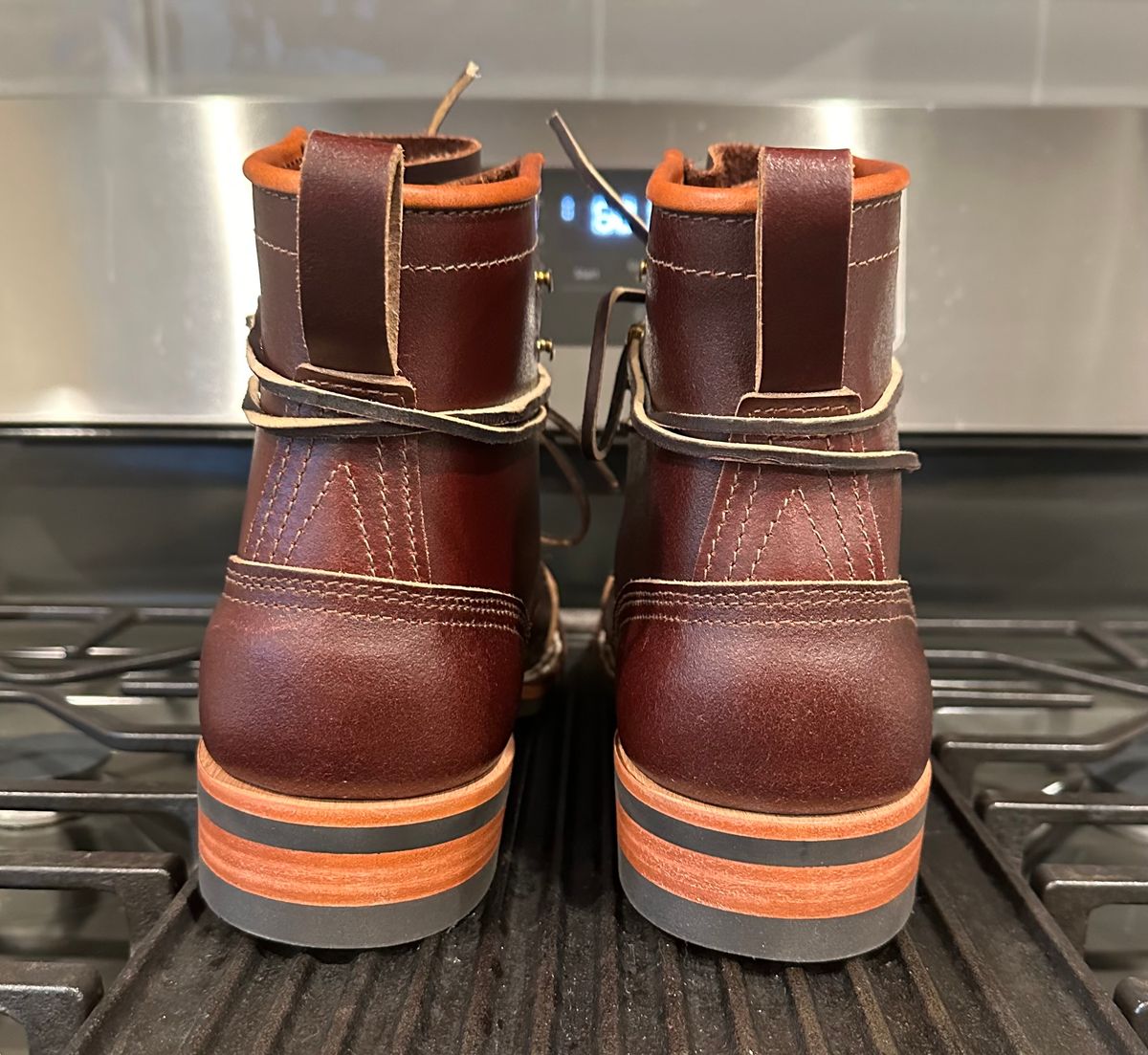 Photo by austinrylees on October 2, 2024 of the Nicks Parkhurst V2 in Horween Tan Waxed Flesh.