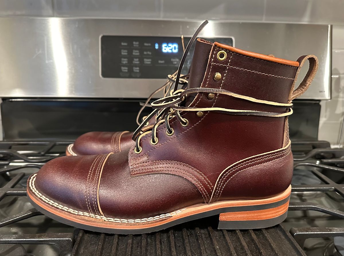 Photo by austinrylees on October 2, 2024 of the Nicks Parkhurst V2 in Horween Tan Waxed Flesh.