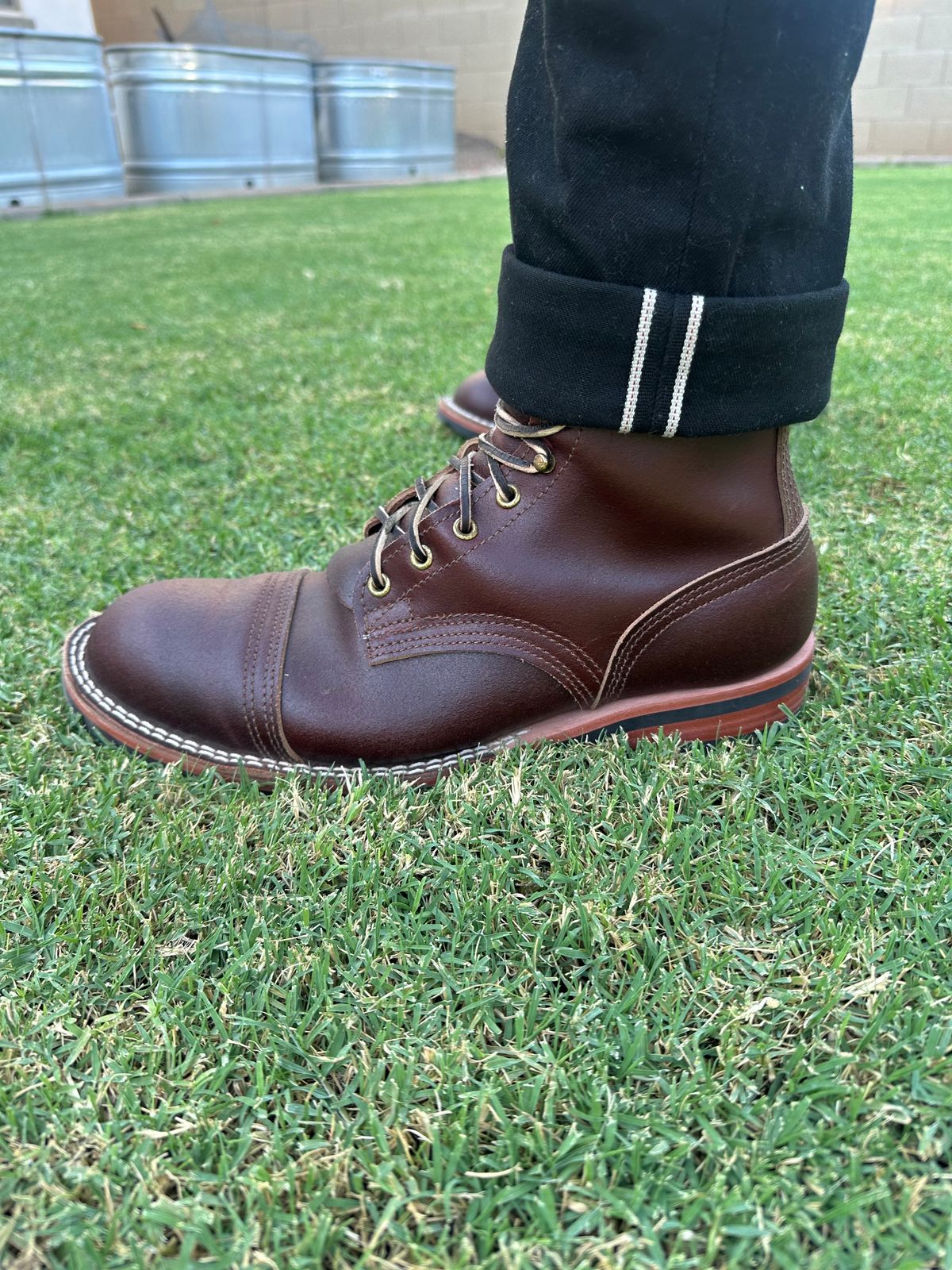 Photo by austinrylees on October 10, 2024 of the Nicks Parkhurst V2 in Horween Tan Waxed Flesh.