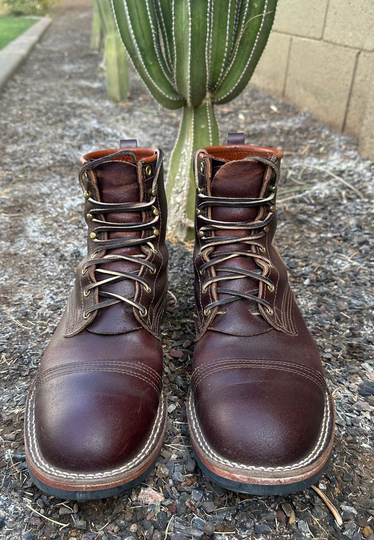 Photo by austinrylees on November 2, 2024 of the Nicks Parkhurst V2 in Horween Tan Waxed Flesh.